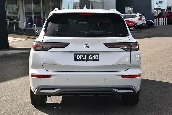 2025 Mitsubishi Outlander Exceed ZM