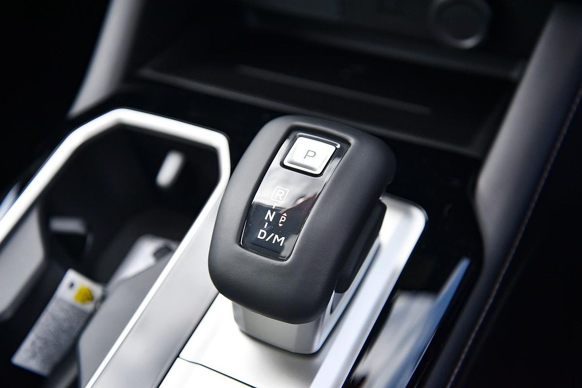 2025 Mitsubishi Outlander Exceed ZM