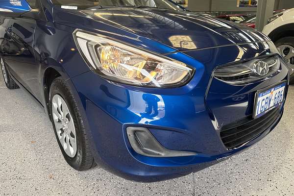 2016 Hyundai Accent Active RB4