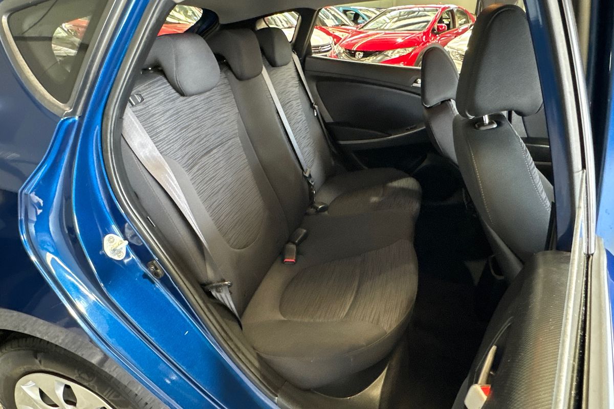 2016 Hyundai Accent Active RB4