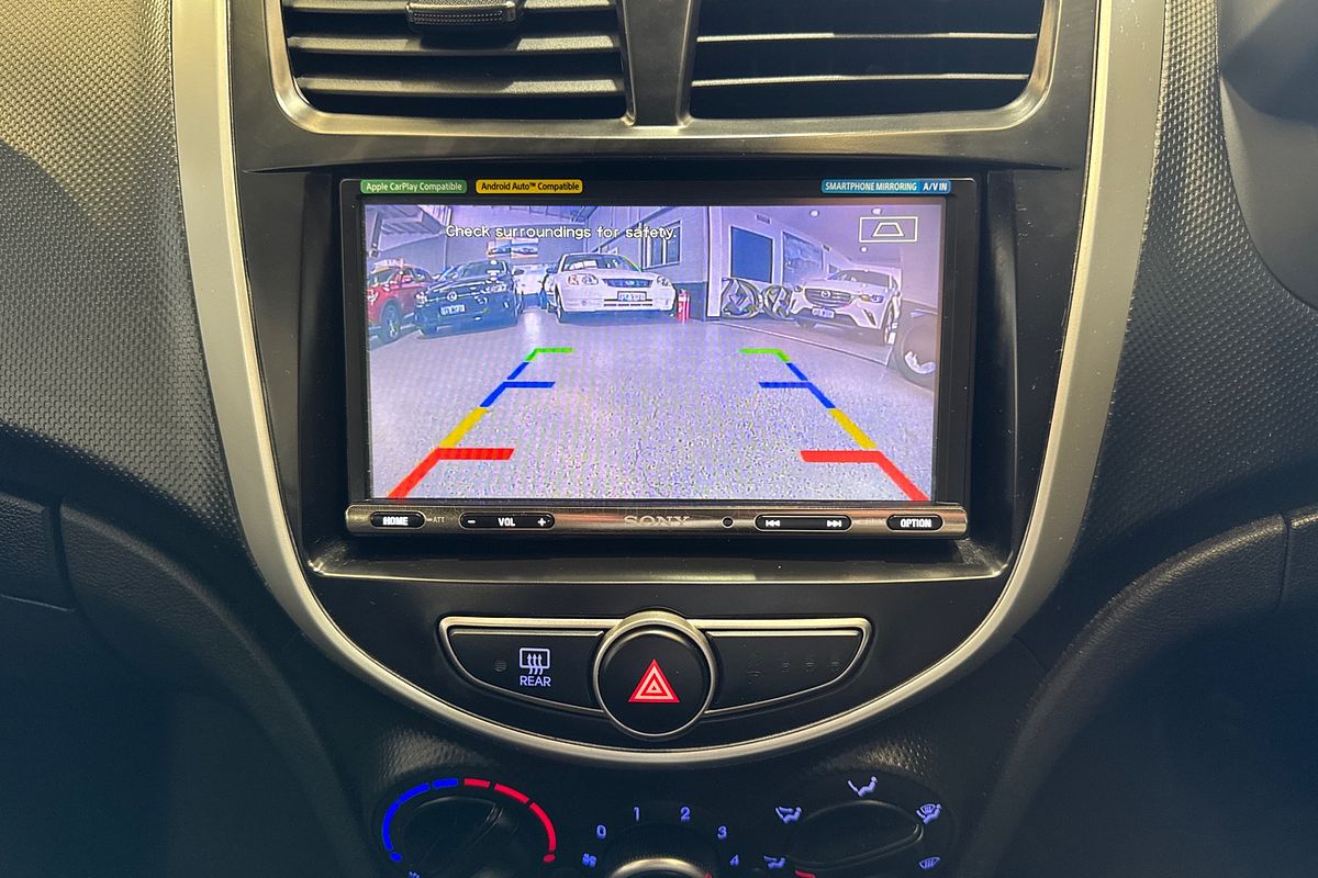 2016 Hyundai Accent Active RB4