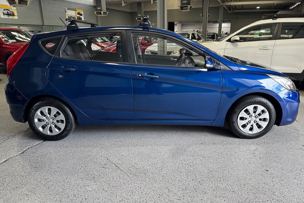 2016 Hyundai Accent Active RB4