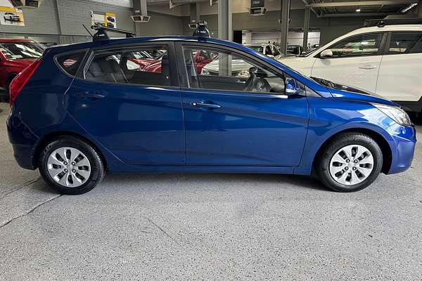 2016 Hyundai Accent Active RB4