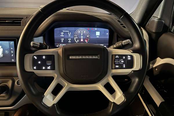2021 Land Rover Defender 110 D300 HSE L663
