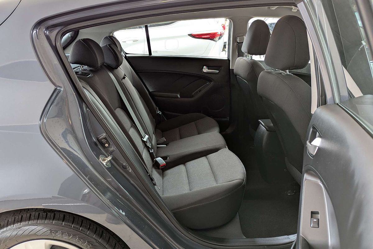 2017 Kia Cerato S YD