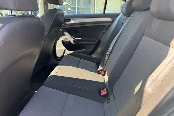 2016 Volkswagen Golf 92TSI Trendline 7