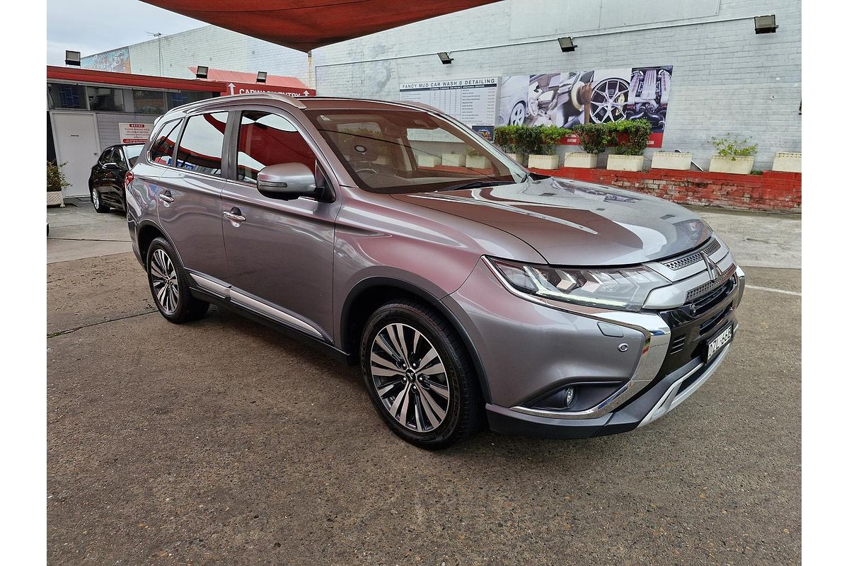 2018 Mitsubishi Outlander Exceed ZL