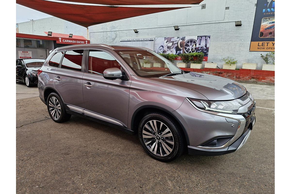 2018 Mitsubishi Outlander Exceed ZL
