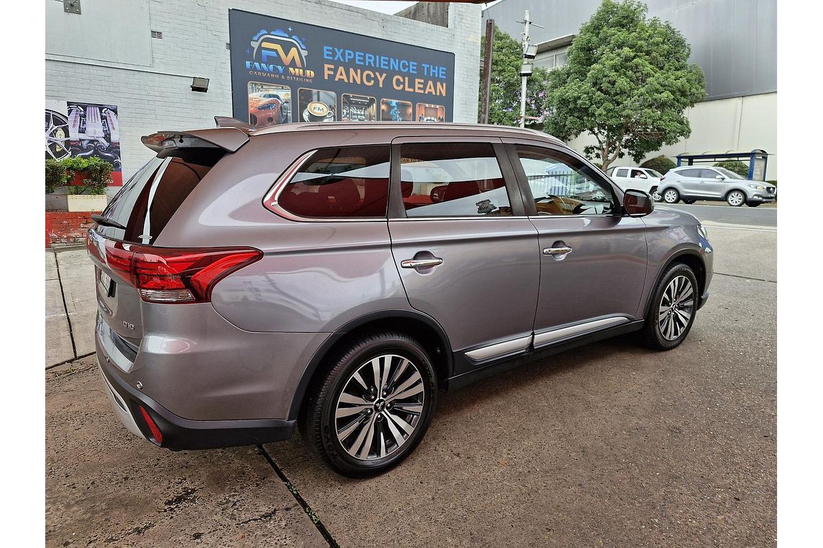 2018 Mitsubishi Outlander Exceed ZL