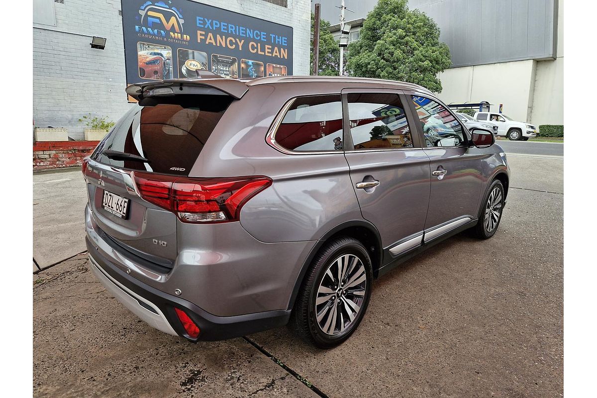 2018 Mitsubishi Outlander Exceed ZL
