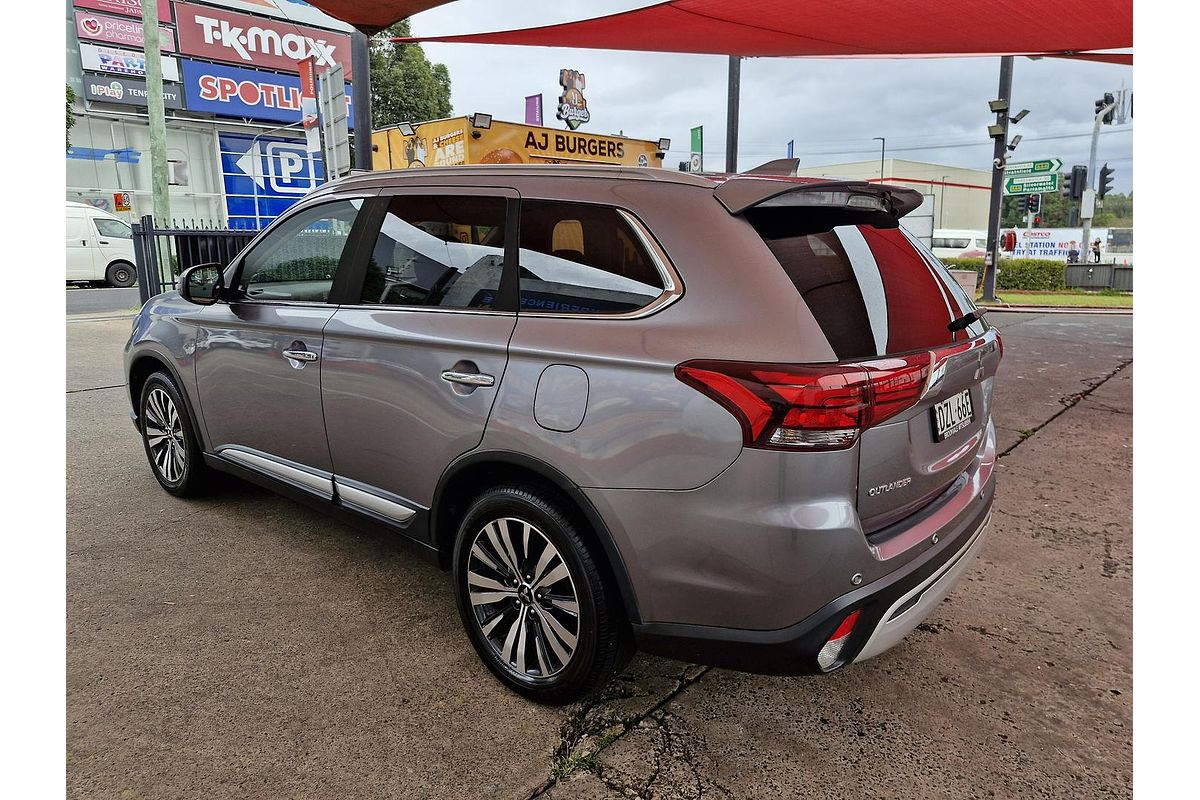 2018 Mitsubishi Outlander Exceed ZL