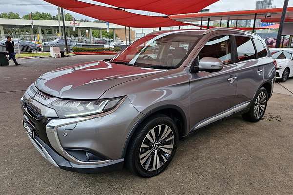 2018 Mitsubishi Outlander Exceed ZL