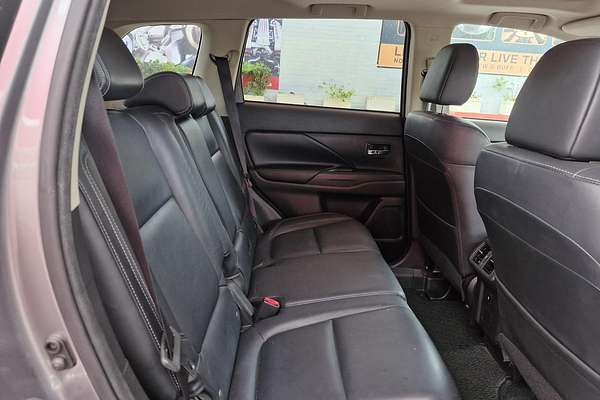 2018 Mitsubishi Outlander Exceed ZL