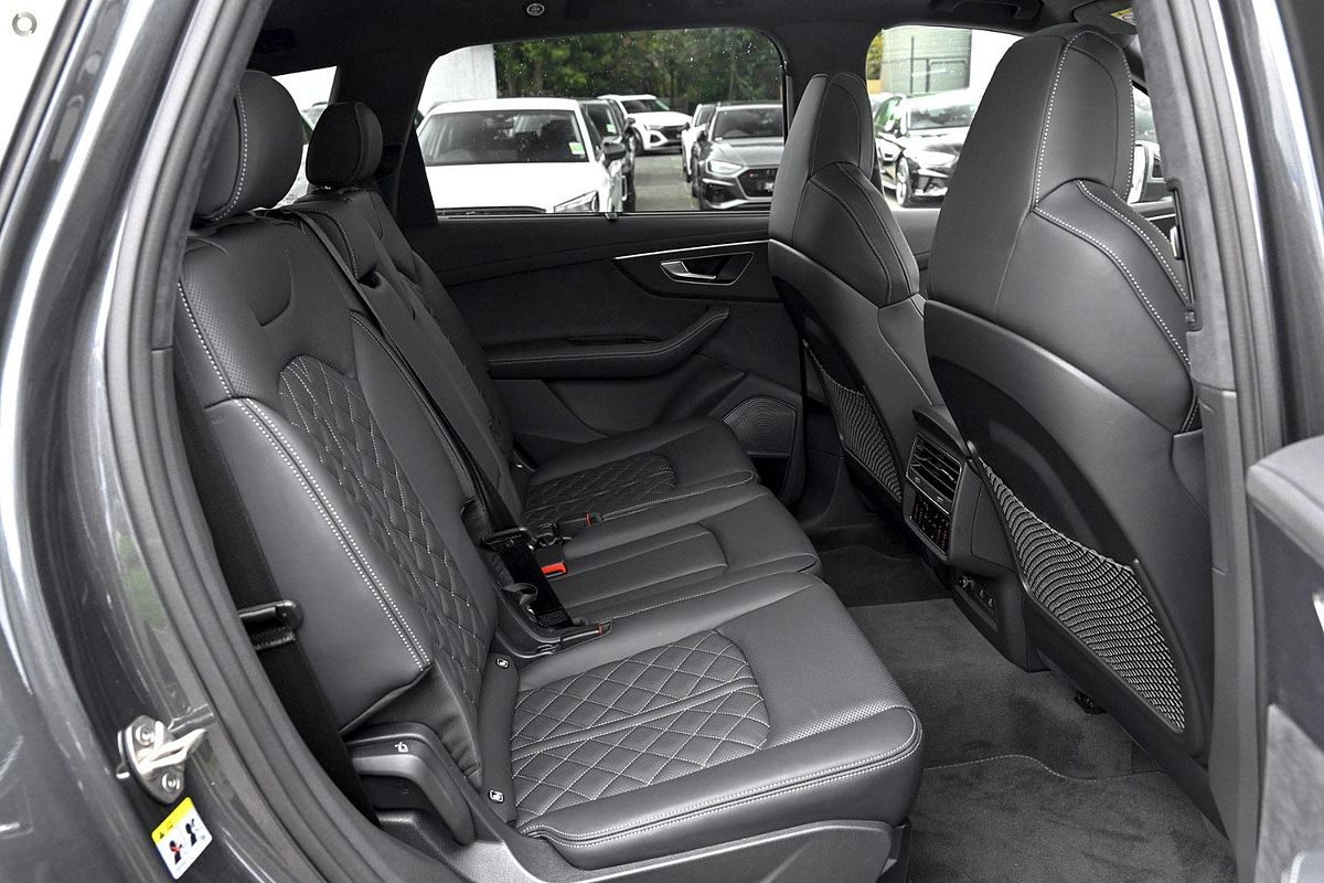 2025 Audi SQ7 TFSI 4M