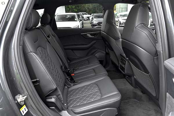 2025 Audi SQ7 TFSI 4M
