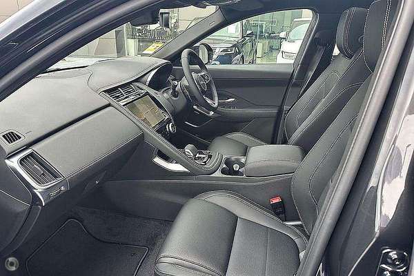 2024 Jaguar E-PACE P250 R-Dynamic SE X540