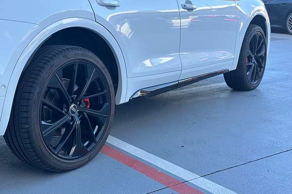 2023 Audi Q5 55 TFSI e S line FY