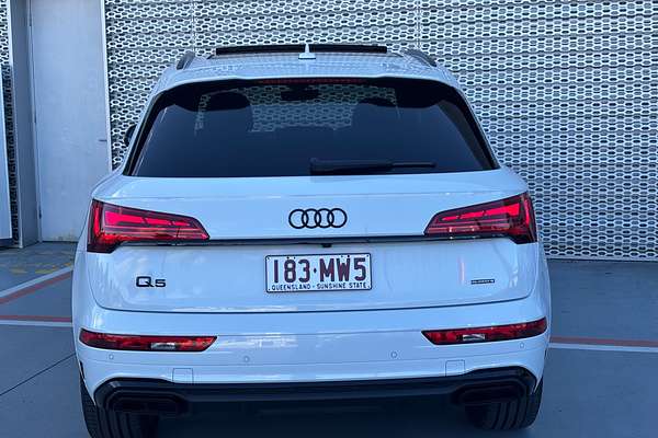 2023 Audi Q5 55 TFSI e S line FY
