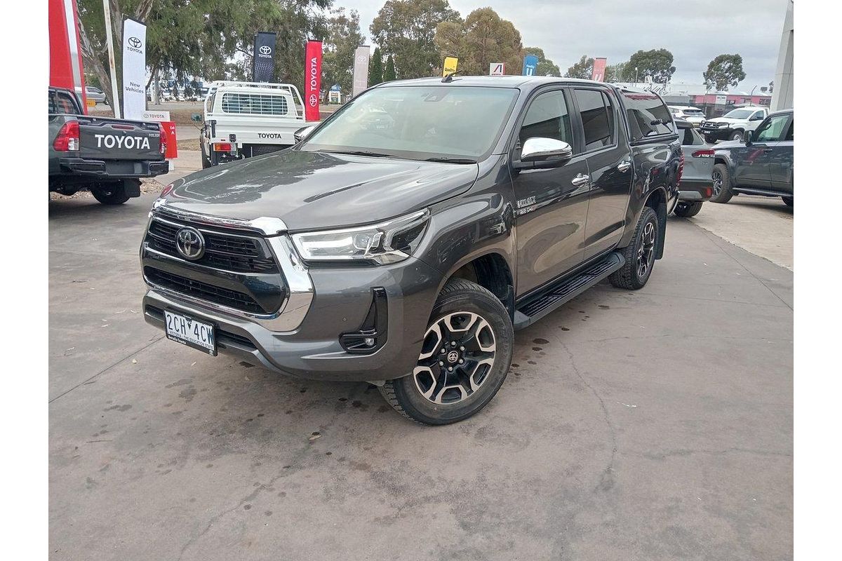 2021 Toyota Hilux SR5 GUN126R 4X4