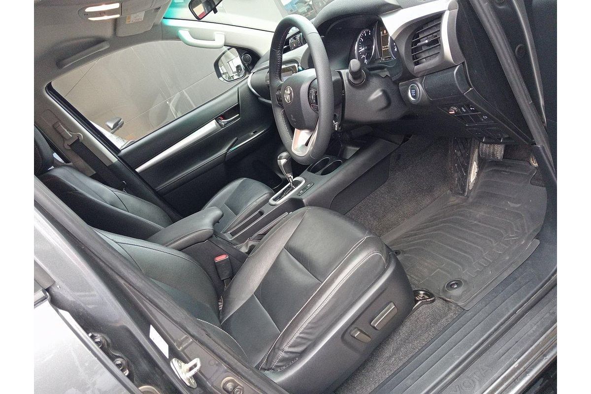 2021 Toyota Hilux SR5 GUN126R 4X4