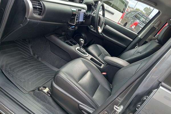 2021 Toyota Hilux SR5 GUN126R 4X4