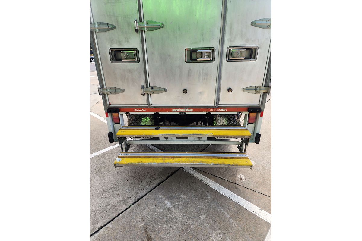 2020 Fuso Canter 515 4x2