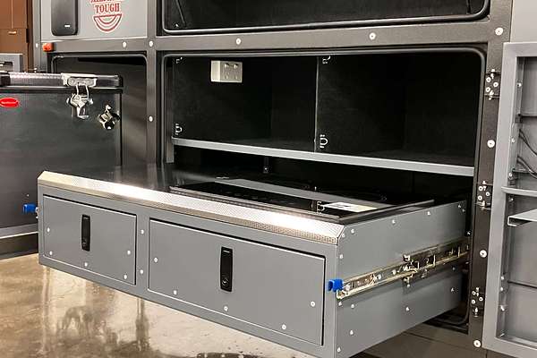 2024 Conqueror UEV-600