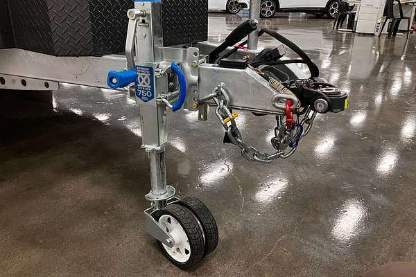 2024 Conqueror UEV-600