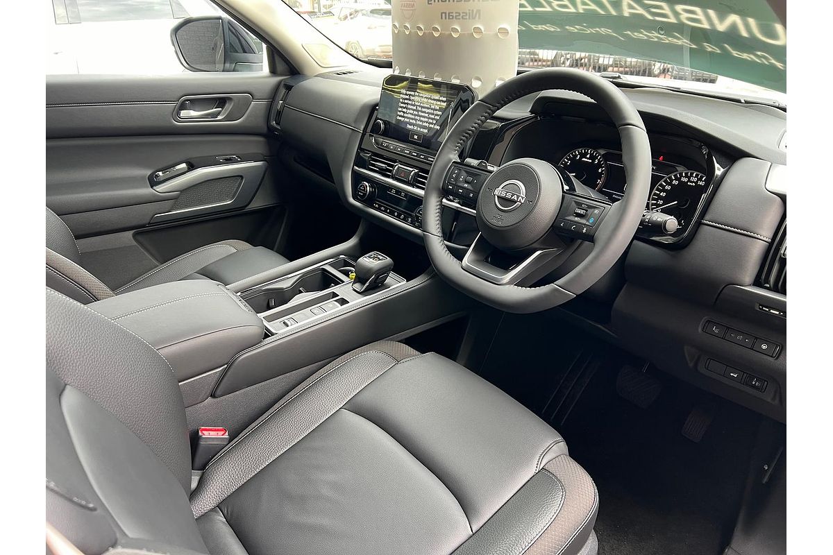 2024 Nissan Pathfinder Ti R53