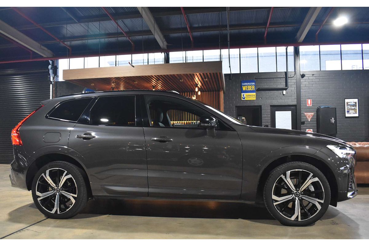 2021 Volvo XC60 B6 R-Design