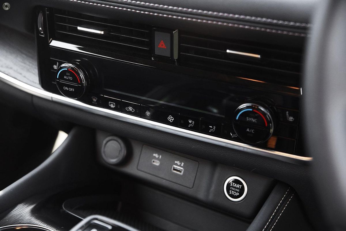 2025 Nissan X-TRAIL N-TREK T33