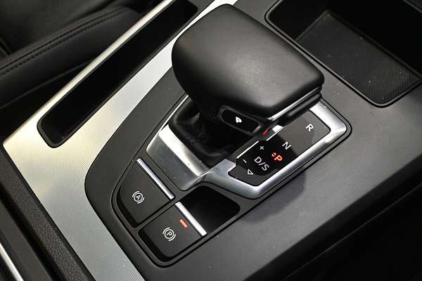 2022 Audi Q5 40 TDI FY