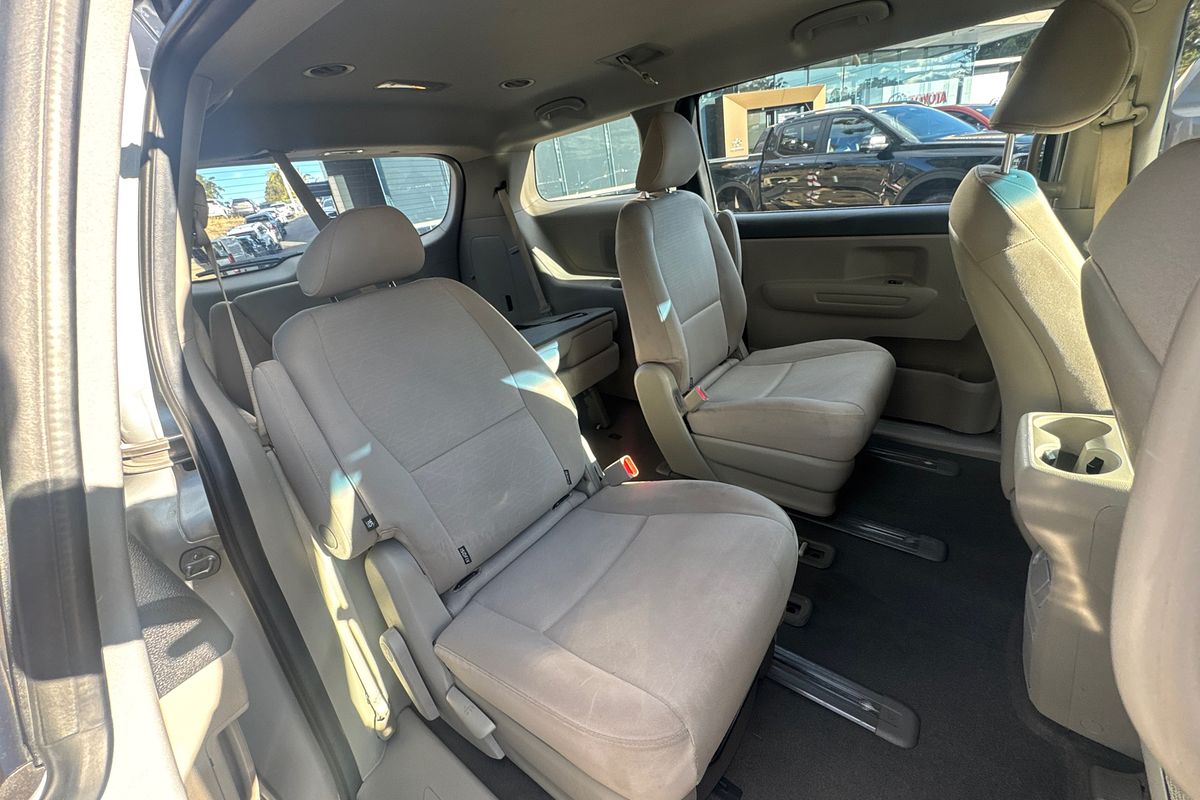 2019 Kia Carnival S YP
