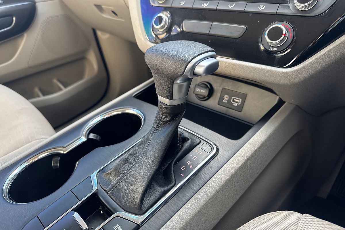 2019 Kia Carnival S YP