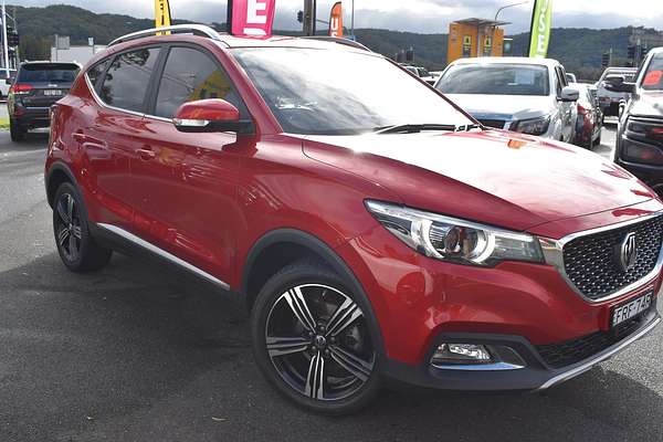 2020 MG ZS Essence AZS1