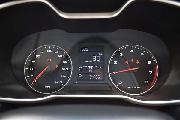 2020 MG ZS Essence AZS1