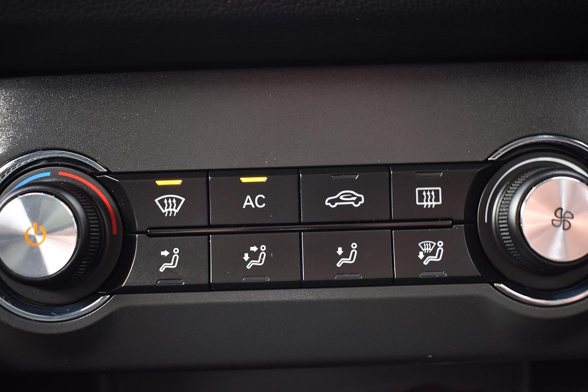 2020 MG ZS Essence AZS1