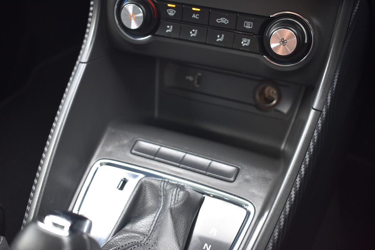 2020 MG ZS Essence AZS1