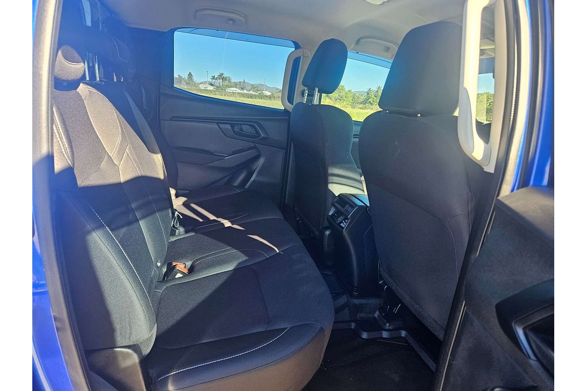 2023 Isuzu D-MAX SX 4X4