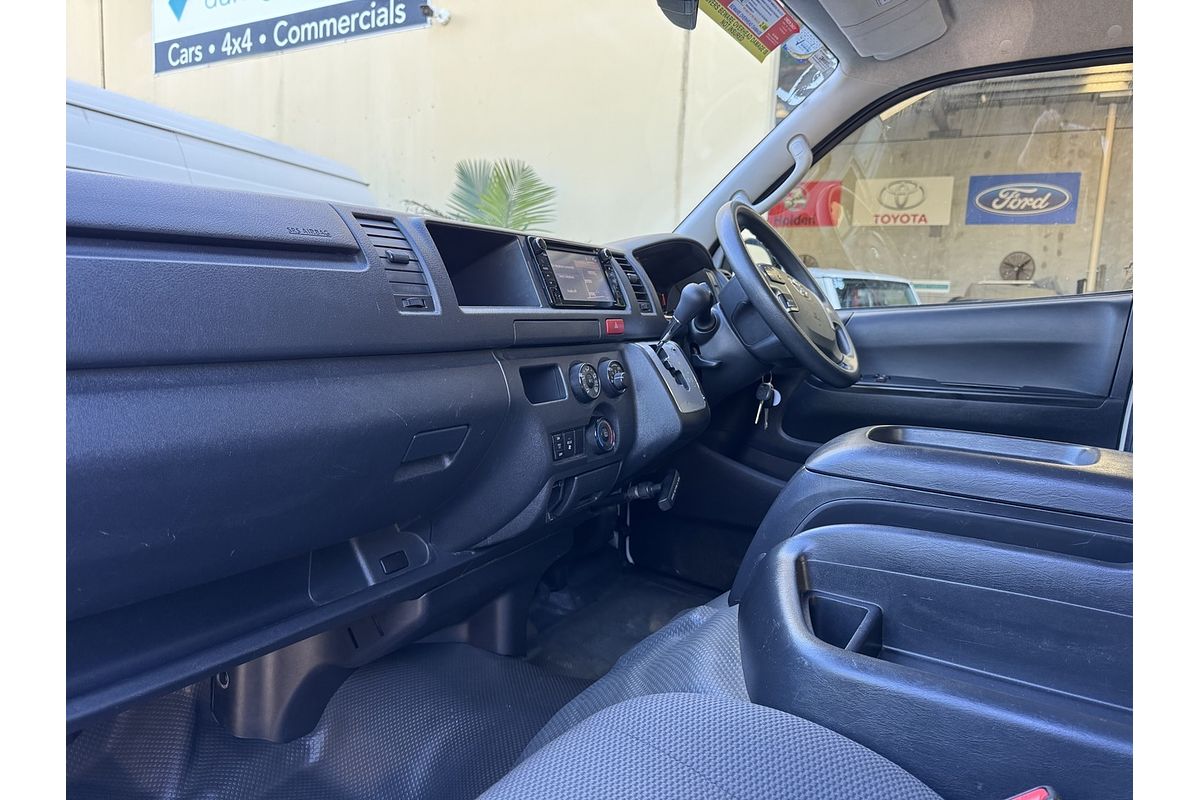 2018 Toyota Hiace Commuter TRH223R MY16