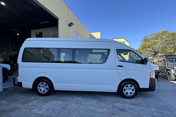 2018 Toyota Hiace Commuter TRH223R MY16