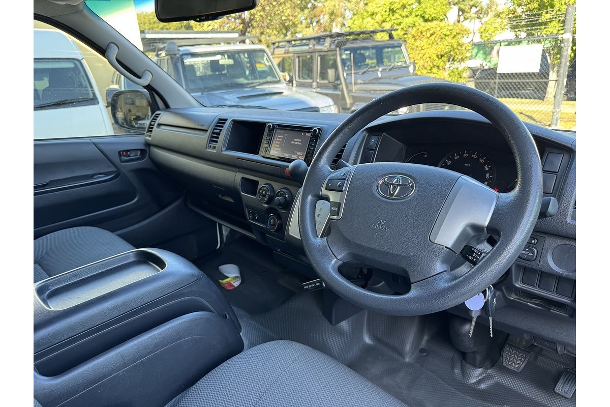 2018 Toyota Hiace Commuter TRH223R MY16