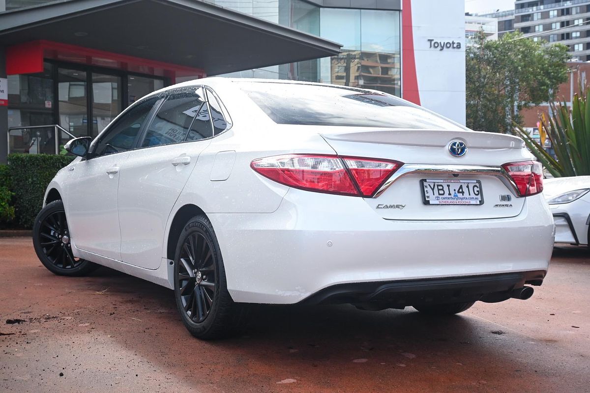 2015 Toyota Camry Atara SL AVV50R