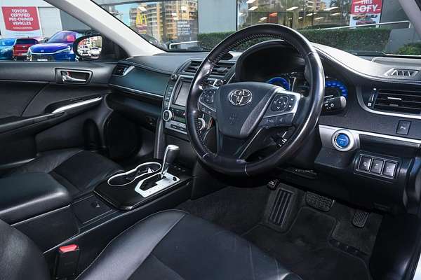 2015 Toyota Camry Atara SL AVV50R