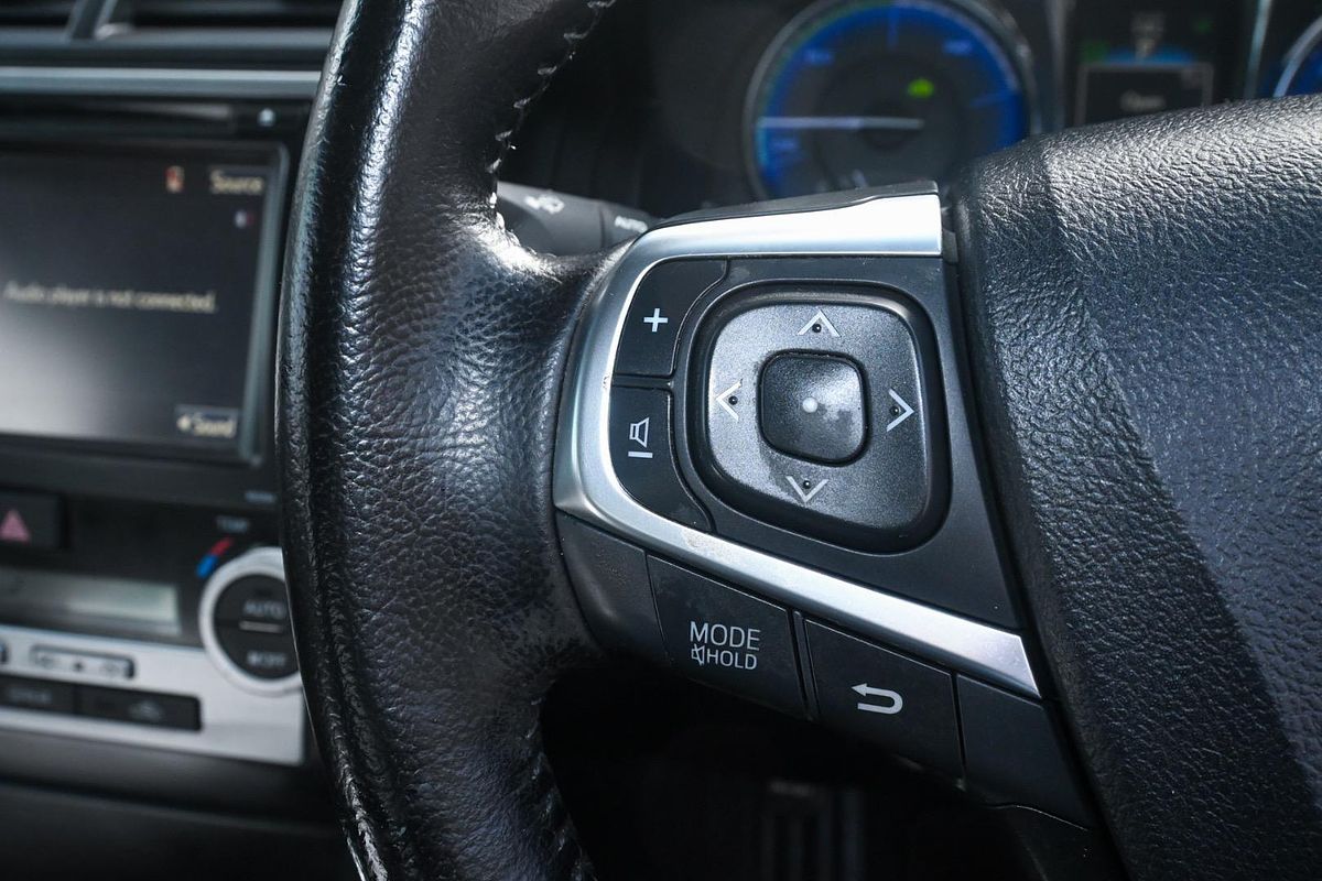 2015 Toyota Camry Atara SL AVV50R