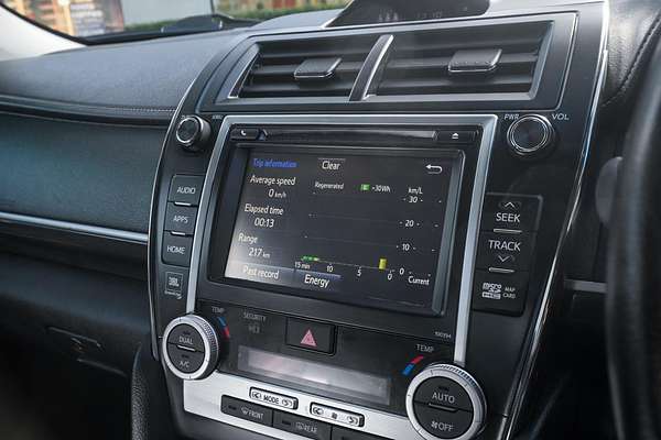 2015 Toyota Camry Atara SL AVV50R