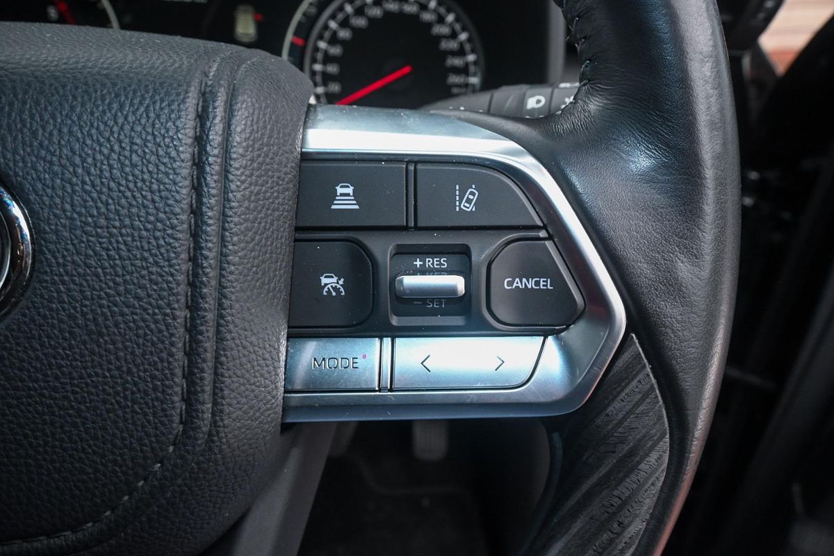 2023 Toyota Landcruiser GR Sport FJA300R