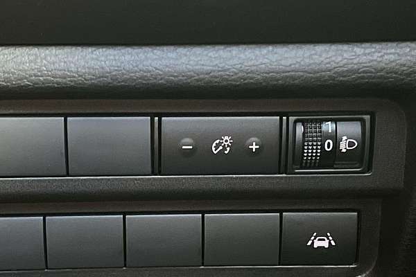 2025 Mitsubishi Outlander LS ZM