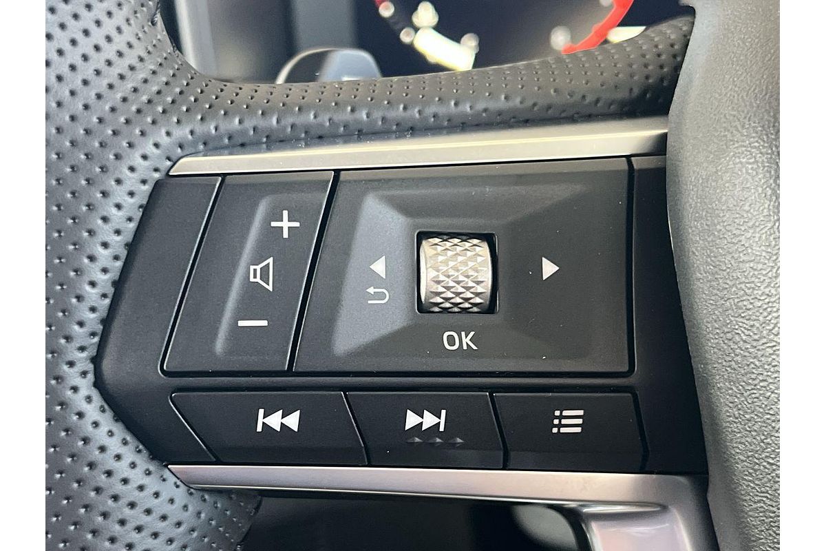 2025 Mitsubishi Outlander LS ZM