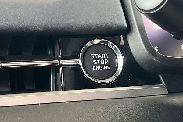 2025 Mitsubishi Outlander LS ZM
